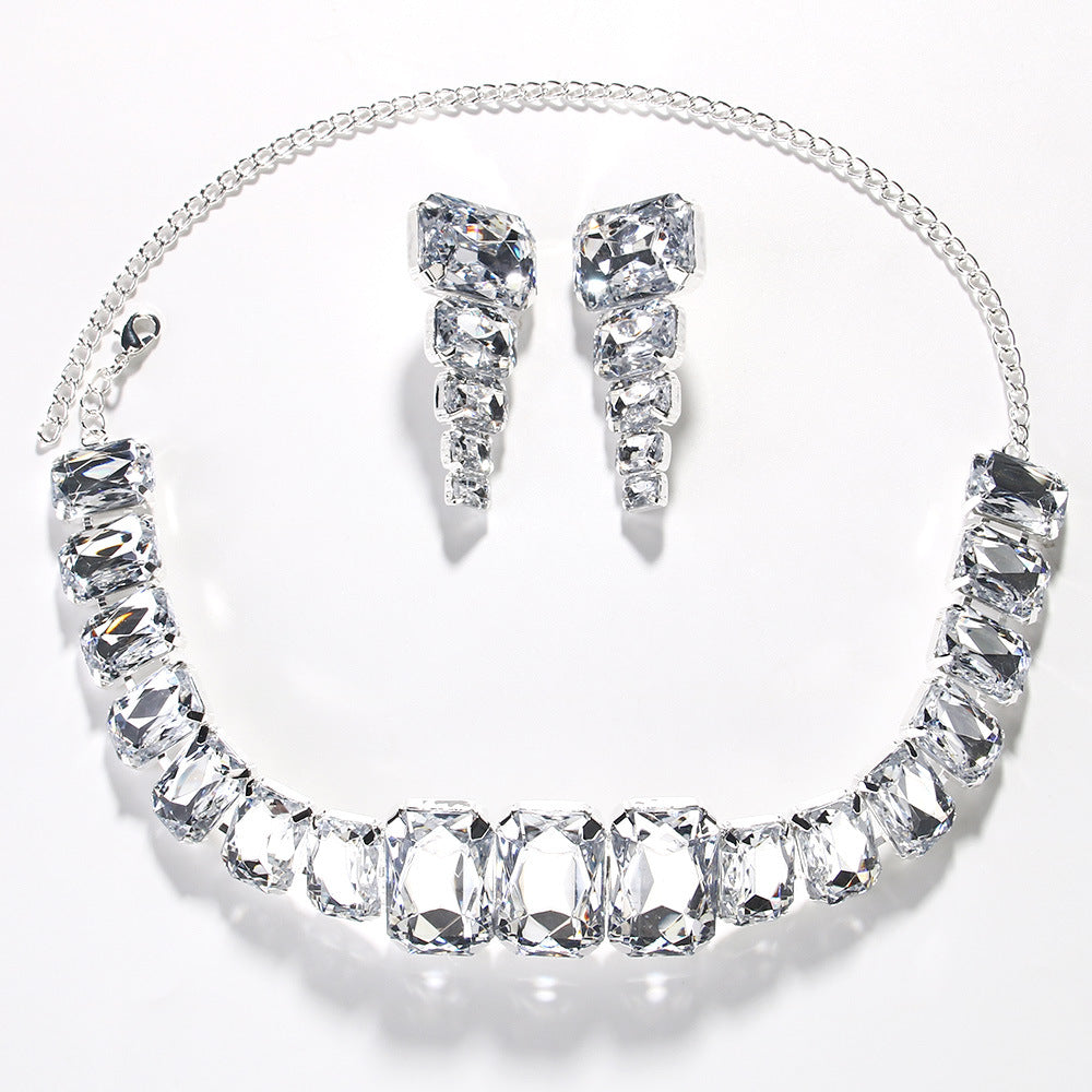 Super Large and Super Sparkling Diamond Necklace